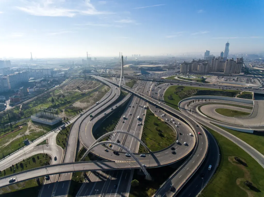 great modern infrastructure megapolis (1)