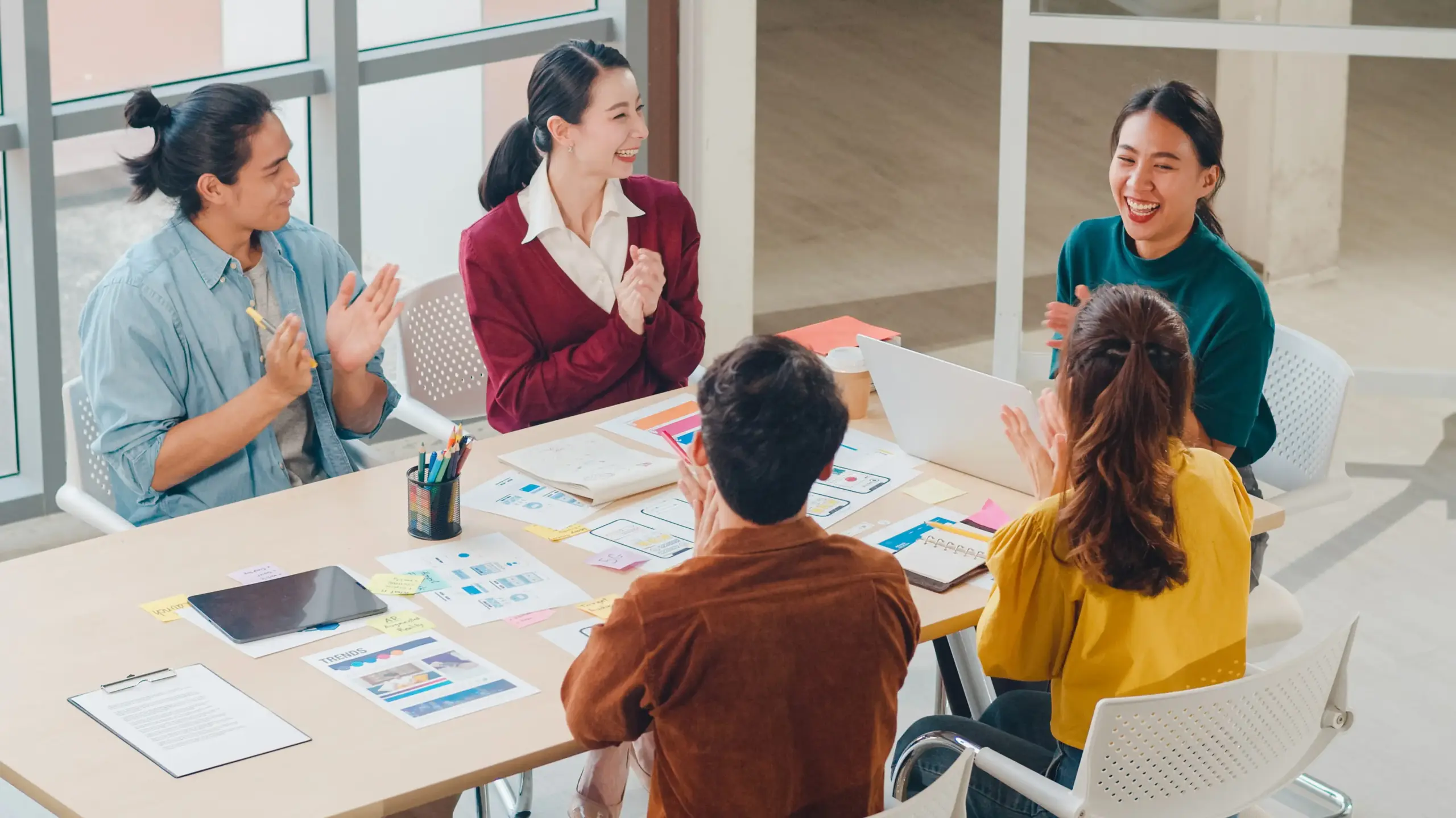 multiracial group asia young creative people smart casual wear discussing business clapping laughing smiling together brainstorm meeting office coworker teamwork successful concept (1)