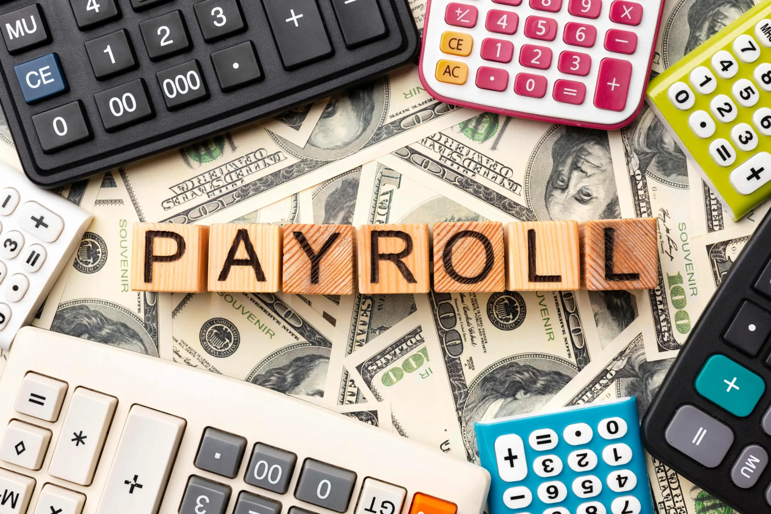 top view payroll concept with cash (1)
