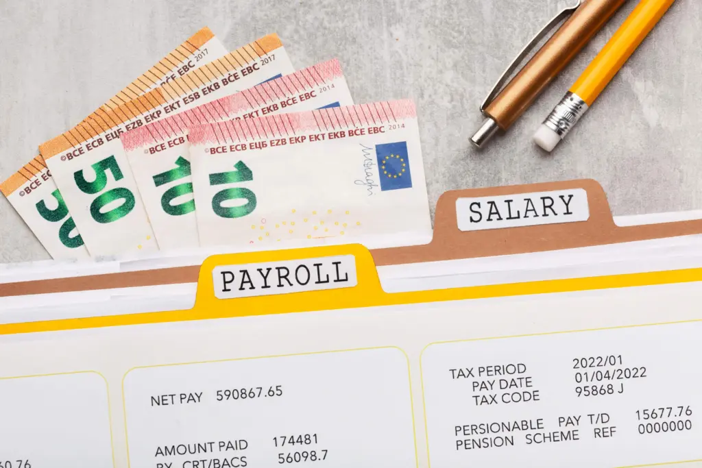 top view payroll concept with money (1)
