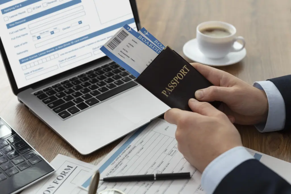 visa application form laptop (1) (1)