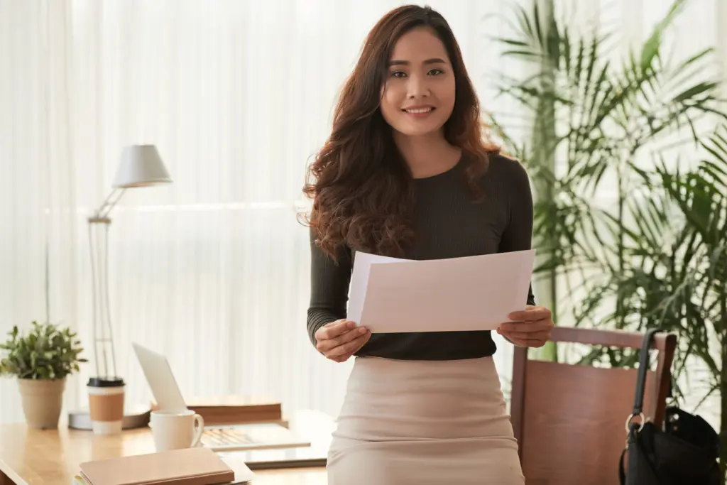 young business lady (1)
